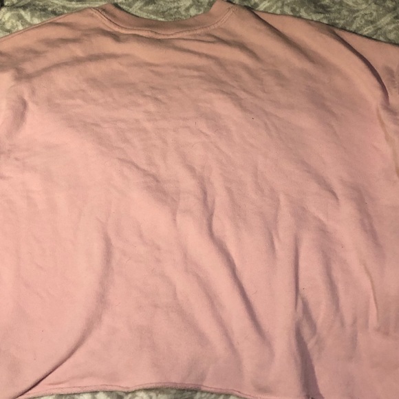 Crop top in good condition - Picture 7 of 8